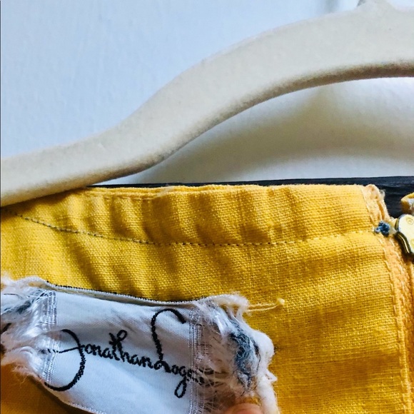 Adorable 🥰 Vtg Yellow dress w pleats - Picture 8 of 10